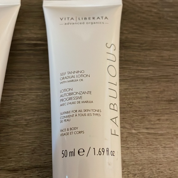 Vita Liberata Self Tanning Gradual Lotion - Picture 3 of 4